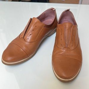 Pikolinos Brown Leather Loafers